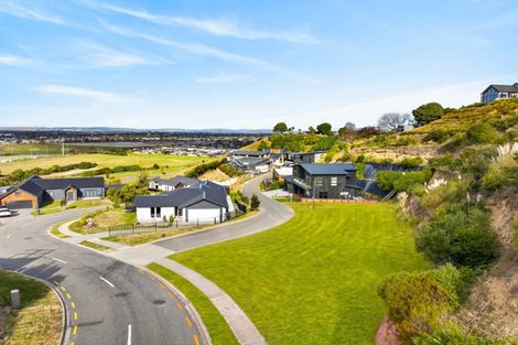 Photo of property in 95 Oak Road, Poraiti, Napier, 4112