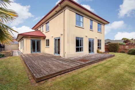 Photo of property in 2 Breton Close, Northwood, Christchurch, 8051