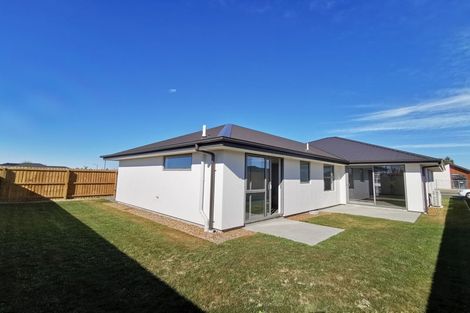 Photo of property in 19 Lewis Crescent, Rolleston, 7614