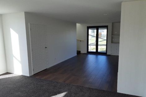 Photo of property in 6 Matakanui Lane, Wanaka, 9305