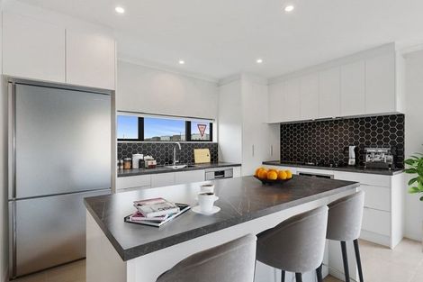 Photo of property in 53 Periko Way, Takanini, 2112