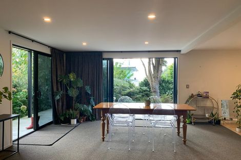 Photo of property in 2/28 Bayly Road, Moturoa, New Plymouth, 4310