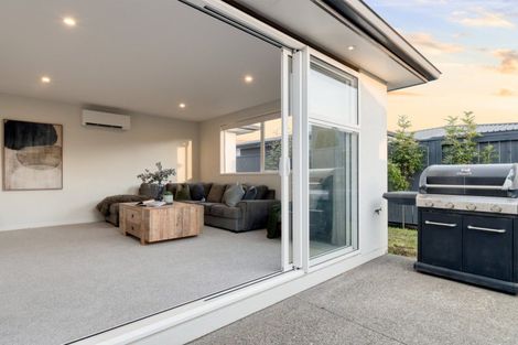 Photo of property in 70 Penetaka Heights, Pyes Pa, Tauranga, 3112