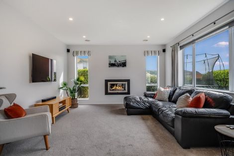 Photo of property in 106 Amesbury Drive, Churton Park, Wellington, 6037
