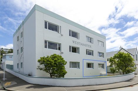 Photo of property in 56f2 Tanera Crescent, Brooklyn, Wellington, 6021