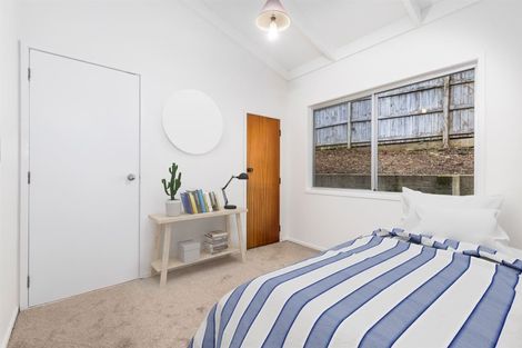 Photo of property in 2/61 Glamorgan Drive, Torbay, Auckland, 0630