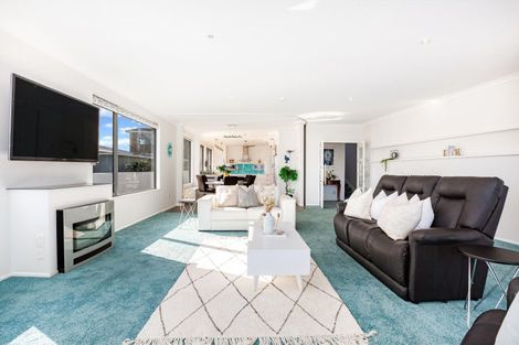 Photo of property in 56 Wharemauku Road, Raumati Beach, Paraparaumu, 5032
