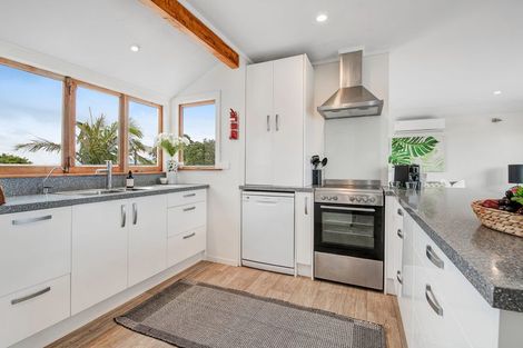 Photo of property in 388 Mahurangi East Road, Snells Beach, 0920