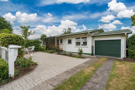 Photo of property in 27 Sunset Street, Hilltop, Taupo, 3330