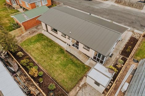 Photo of property in 12 Cowper Street, Milton, 9220