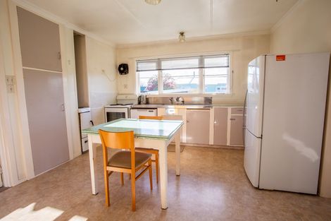 Photo of property in 22 Richmond Road, Carterton, 5713