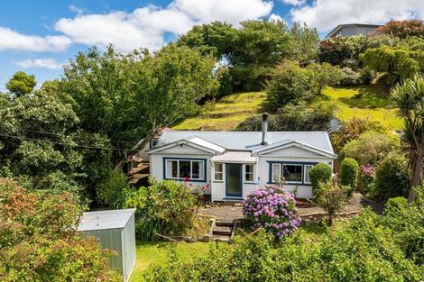 Photo of property in 7 Kellas Street, Macandrew Bay, Dunedin, 9014