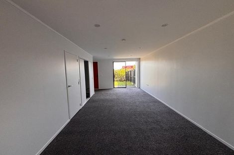 Photo of property in 87 Battalion Drive, Papakura, 2110