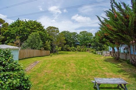 Photo of property in 120 Portage Road, New Lynn, Auckland, 0600