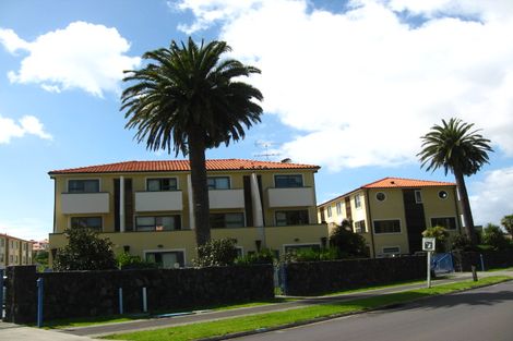 Photo of property in 15/595 Laurie Southwick Parade, Gulf Harbour, Whangaparaoa, 0930