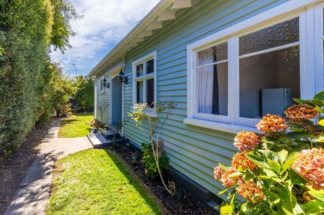 Photo of property in 136 North Avon Road, Richmond, Christchurch, 8013