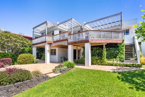 Photo of property in 9 Braemar Road, Castor Bay, Auckland, 0620