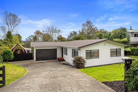 Photo of property in 51 Makiri Street, Helensville, 0800