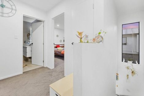 Photo of property in 4/143 Portage Road, New Lynn, Auckland, 0600