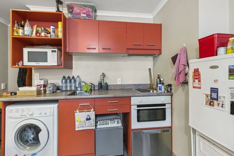 Photo of property in Aitken Street Apartments, 405/5 Aitken Street, Thorndon, Wellington, 6011