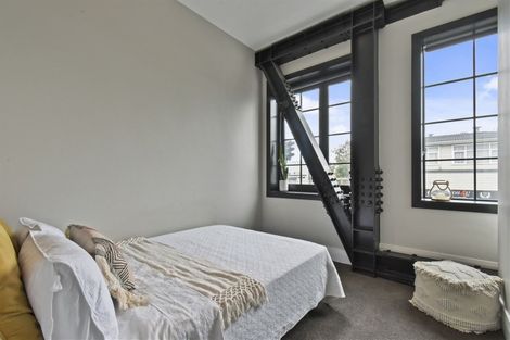 Photo of property in 1/143 Great South Road, Papakura, 2110