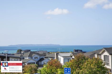 Photo of property in 66 Caldera Drive, Long Bay, Auckland, 0630