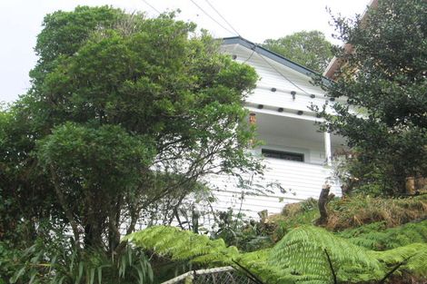 Photo of property in 106 Mortimer Terrace, Brooklyn, Wellington, 6021