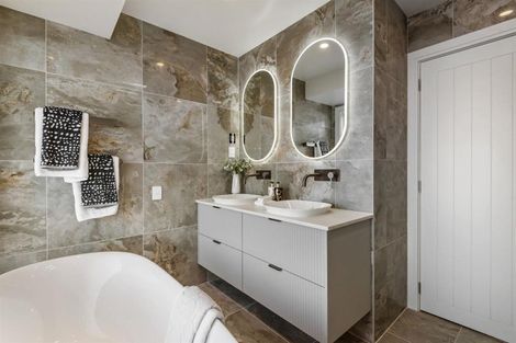 Photo of property in 20 Beach Road, Castor Bay, Auckland, 0620