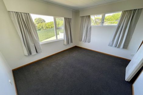 Photo of property in 137 Conclusion Street, Ascot Park, Porirua, 5024