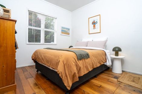 Photo of property in 49 Government Road, Raglan, 3225