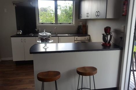 Photo of property in 99 Kitchener Road, Waiuku, 2123