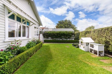 Photo of property in 9 Rongopai Street, Palmerston North, 4414