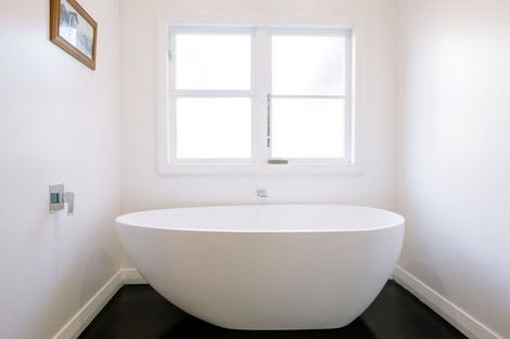 Photo of property in 9 Jellicoe Drive, Hamilton East, Hamilton, 3216