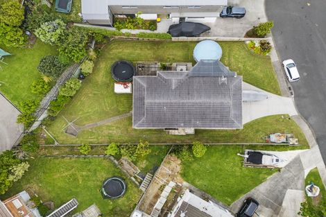 Photo of property in 12 Tanglewood Place, Cockle Bay, Auckland, 2014