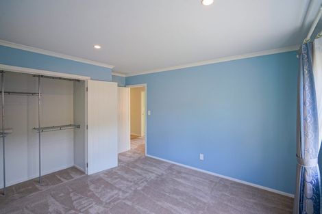 Photo of property in 18 Prestbury Grove, Churton Park, Wellington, 6037