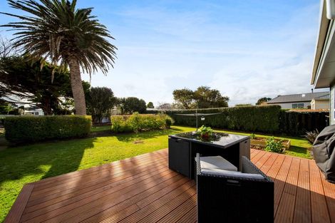 Photo of property in 52 Puriri Street, Hawera, 4610