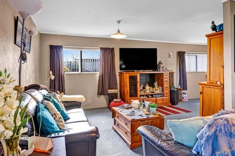 Photo of property in 5a Clive Street, Hawera, 4610