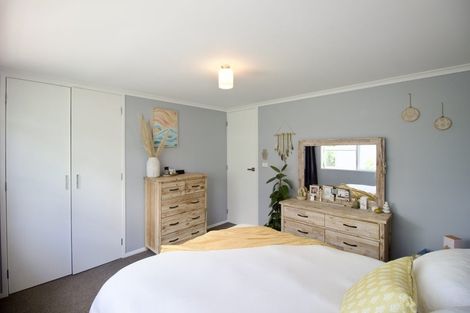 Photo of property in 53 Zealandia Road, Manly, Whangaparaoa, 0930