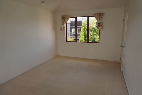 Photo of property in 72 Heathcote Road, Castor Bay, Auckland, 0620