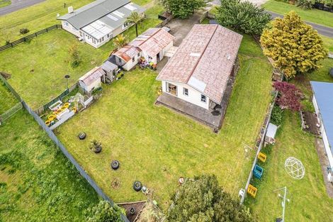 Photo of property in 40 Brassey Street, Waverley, 4510