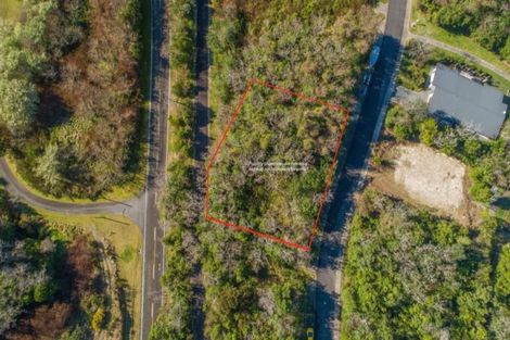 Photo of property in 7 Parawera Drive, Acacia Bay, Taupo, 3330
