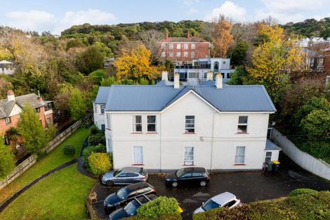 Photo of property in 6 Heriot Row, Dunedin Central, Dunedin, 9016