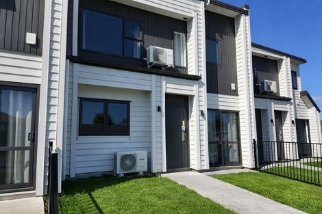 Photo of property in 2c Melleray Place, Randwick Park, Auckland, 2105