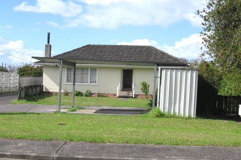 Photo of property in 11 Rixon Place, Te Atatu Peninsula, Auckland, 0610