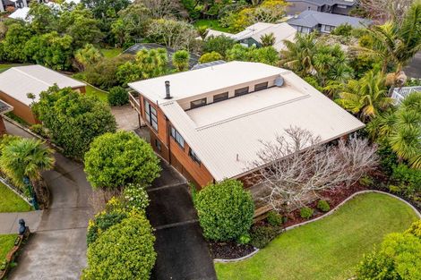 Photo of property in 50 John Dee Crescent, Red Beach, 0932