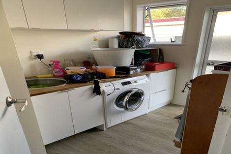 Photo of property in 25 Nassau Avenue, Grenada North, Wellington, 5028