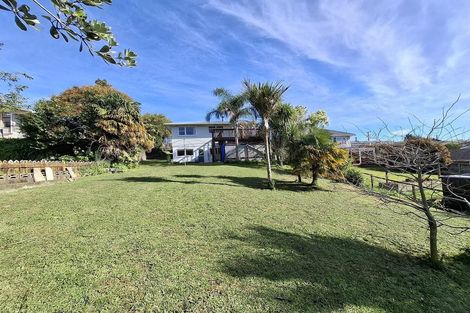 Photo of property in 3 Mason Street, New Lynn, Auckland, 0600