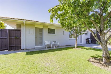 Photo of property in 5 Sarabande Avenue, Redwood, Christchurch, 8051