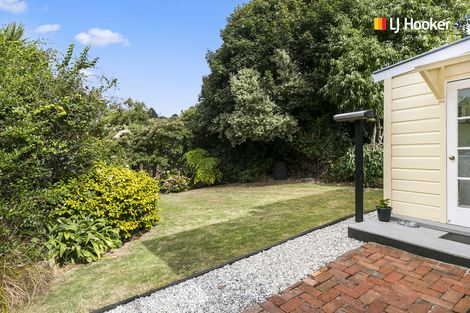 Photo of property in 10 Glen Road, Mornington, Dunedin, 9011