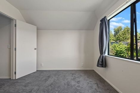 Photo of property in 3/28 Holiday Road, Stanmore Bay, Whangaparaoa, 0932